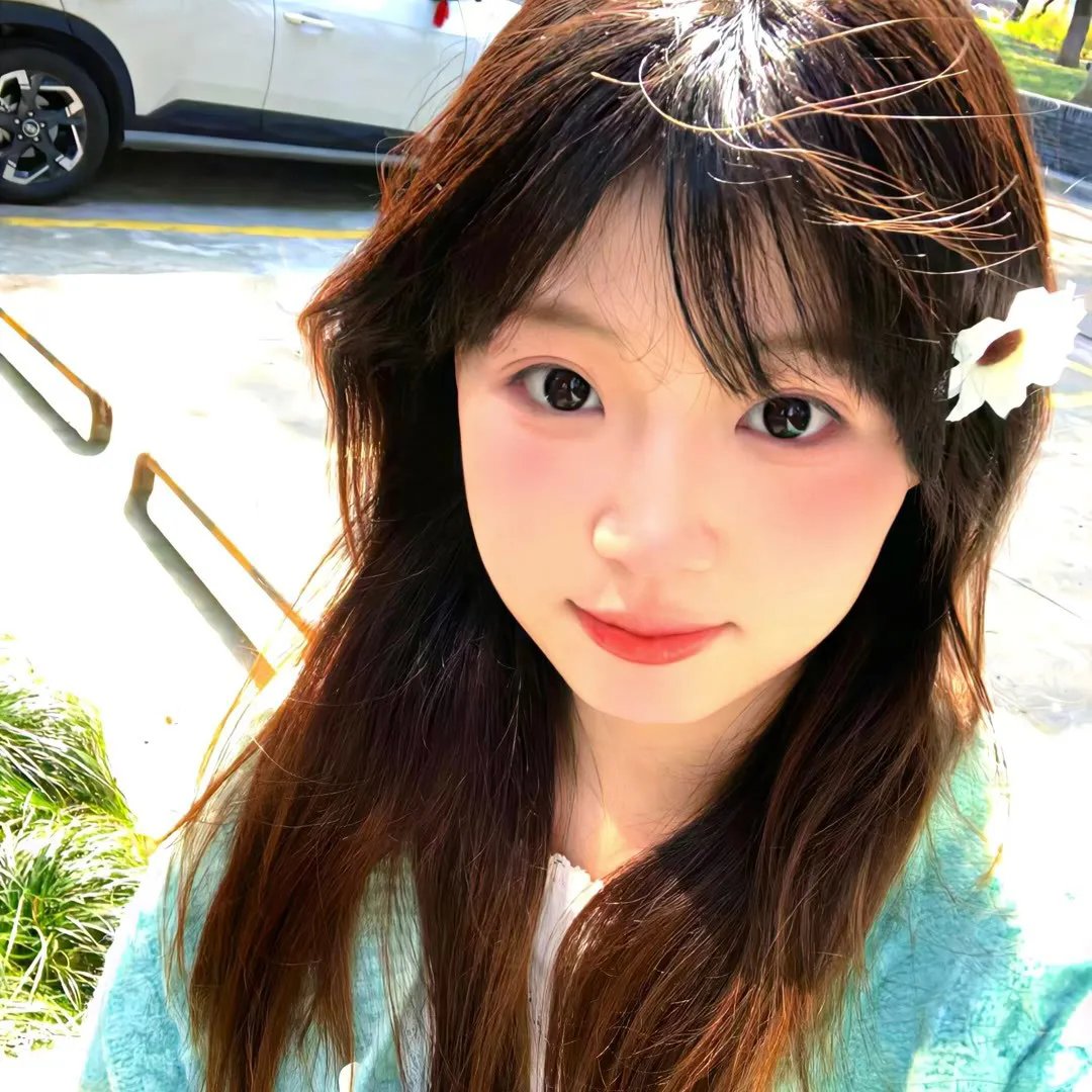 公寓里的两个女人